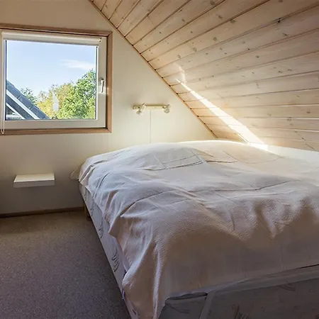 Four-bedroom Holiday In * هالس