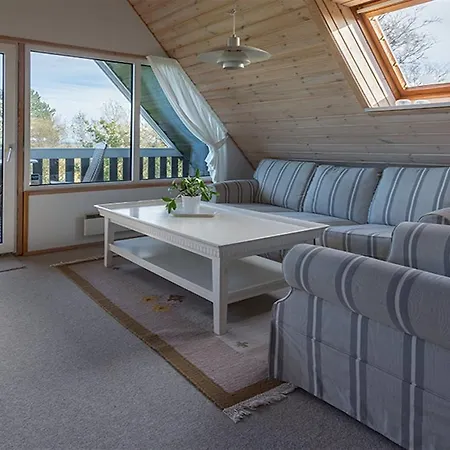 بيت للعطل Four-bedroom Holiday In *